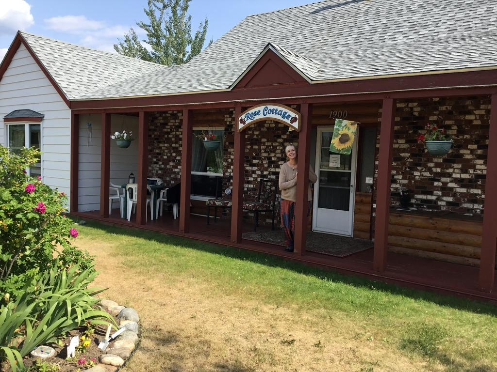 Rose Cottage Bed & Breakfast Валмаунт Екстериор снимка